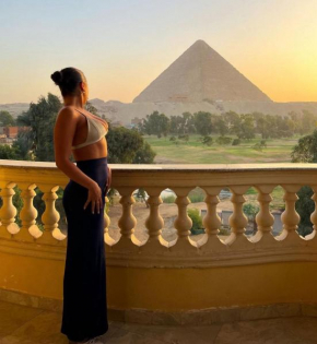 Pyramids Golf view suites
